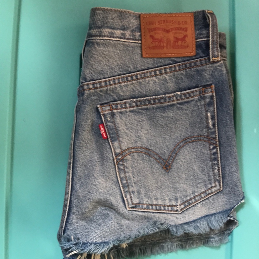 Levi original denim shorts size 26